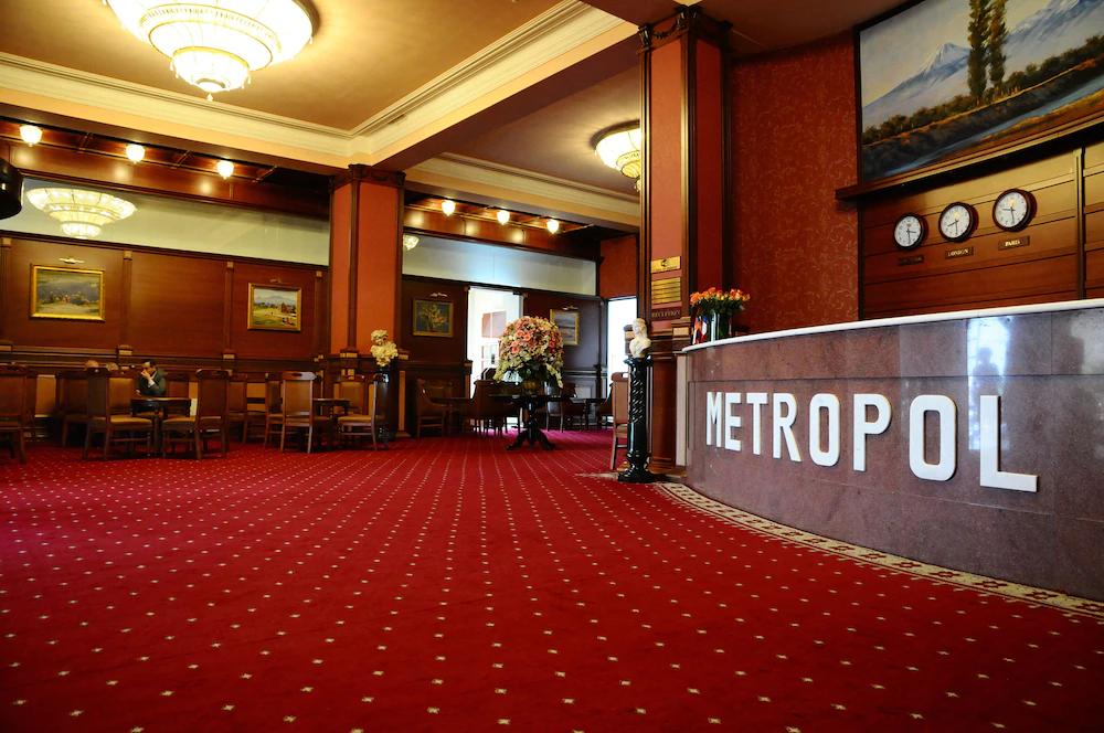 Metropol Hotel Yerevan Ngoại thất bức ảnh